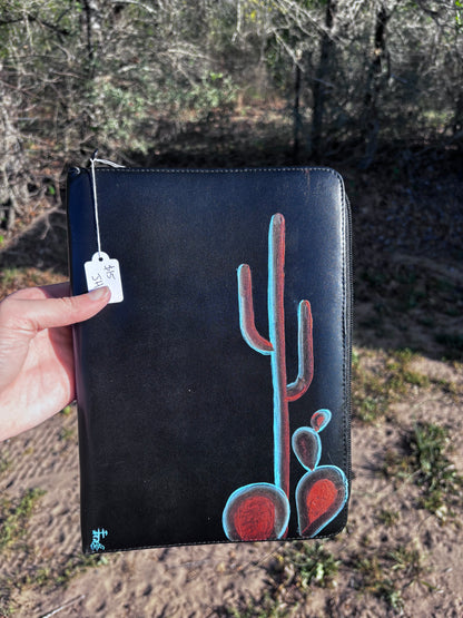 Cactus Portfolio Pad