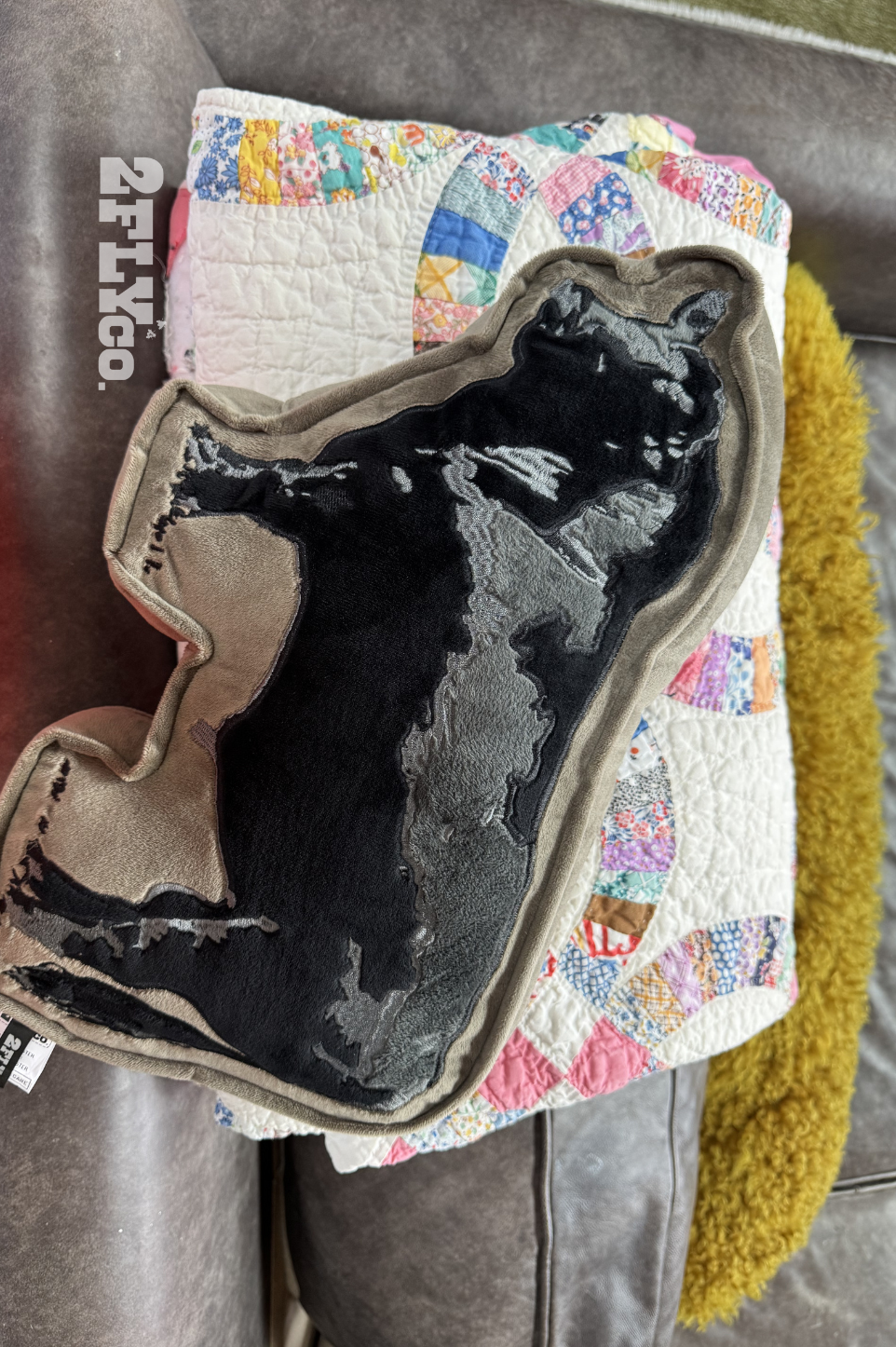 CATTLE TALK *ANGUS PILLOW