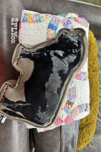CATTLE TALK *ANGUS PILLOW